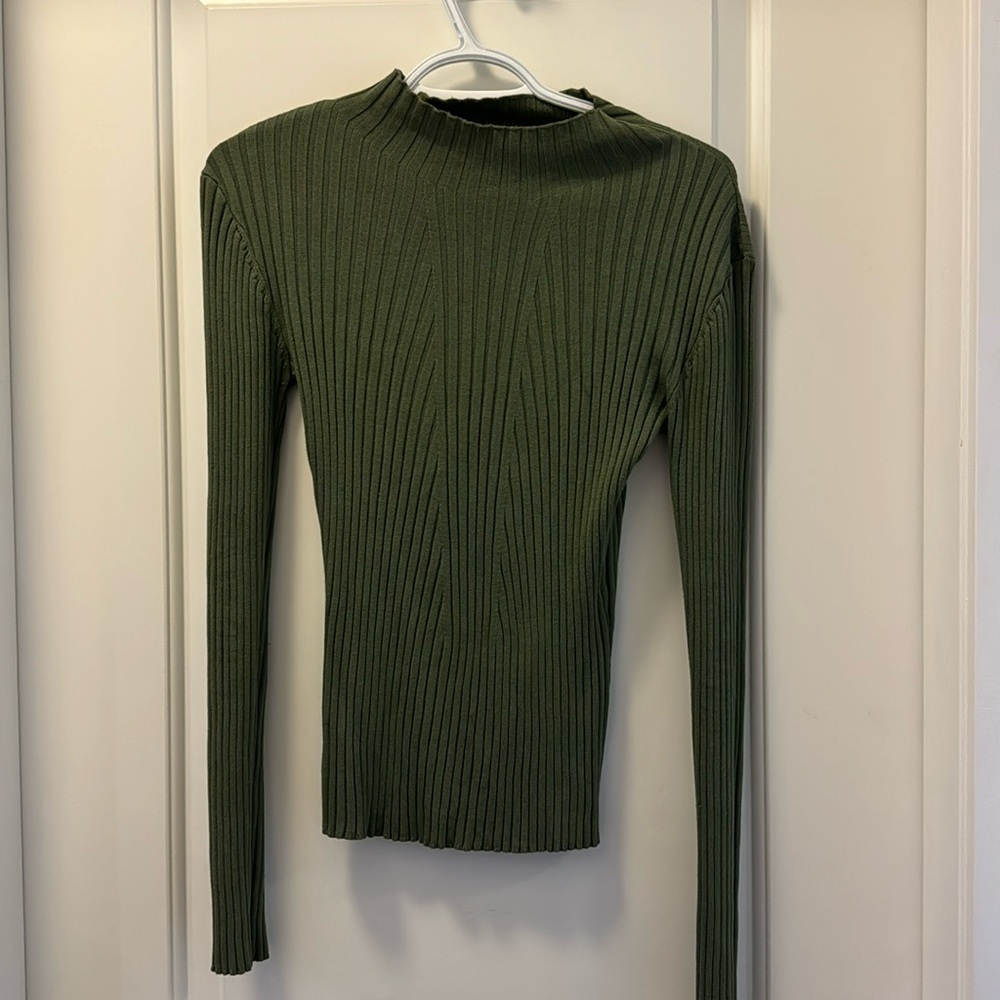 Dynamite | Stretchy mock neck top